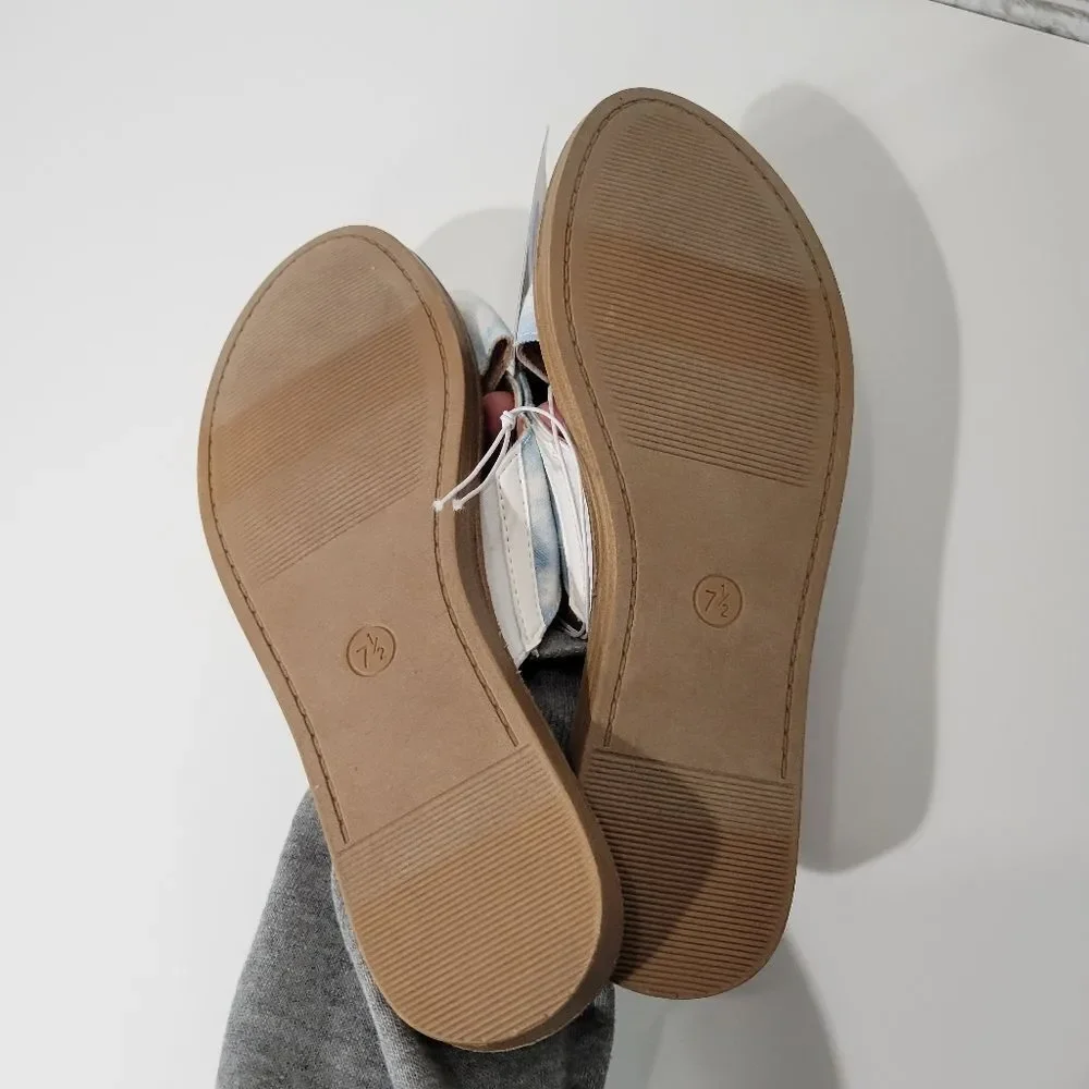 NWT Universal Thread sandals - Picture 7 of 8